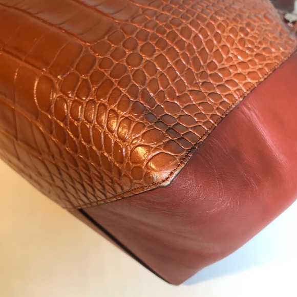 Signature V Crocodile-Embossed Leather & Smooth Leather Tote AS IS interior - Picture 12 of 16